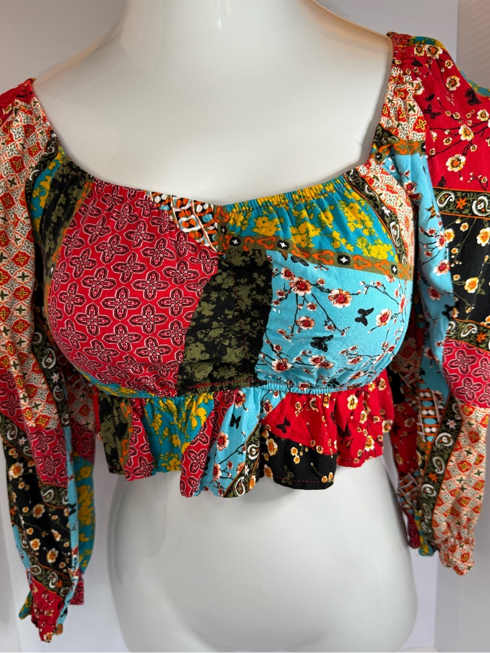 Bohemian Patchwork Long-Sleeve Crop Top - Red & Turquoise